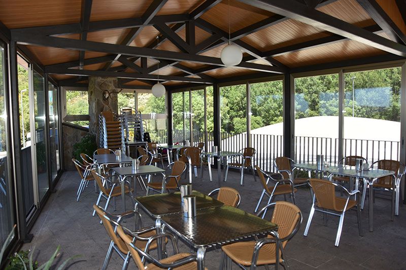 Cafetería con vistas a la montaña de Zamora